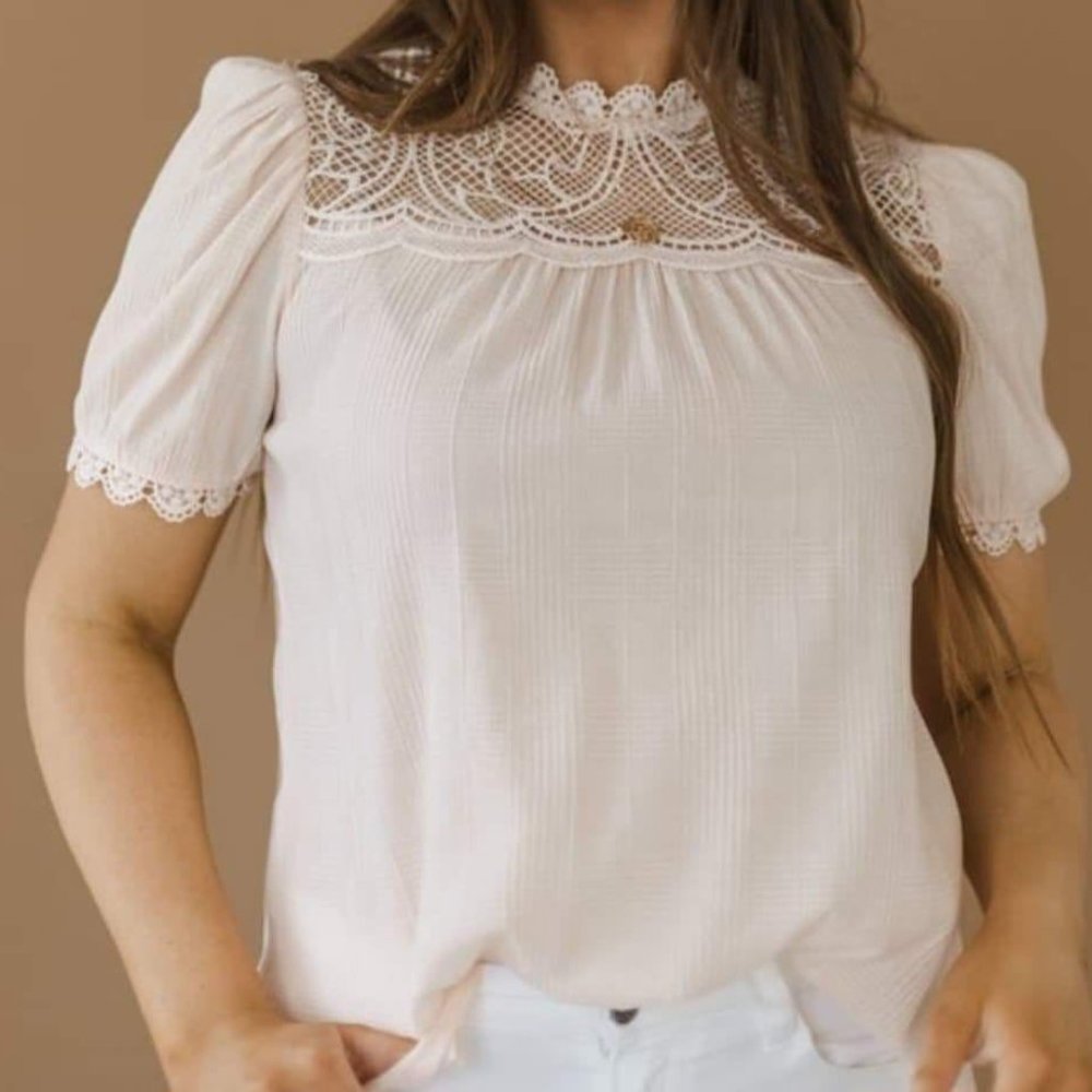 Sizes Small Linen Blouse with lace